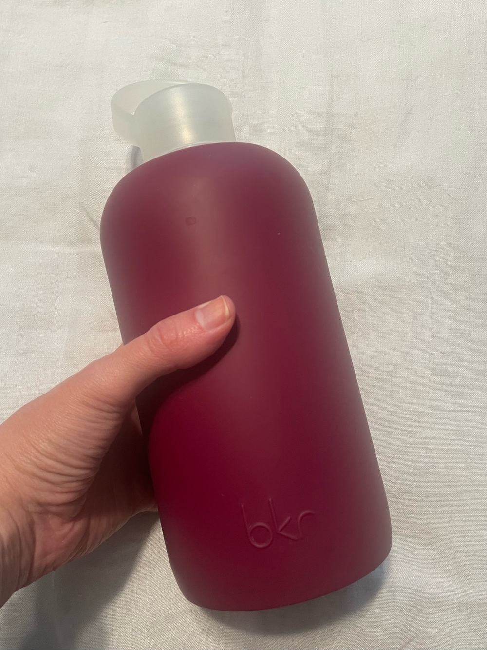 bkr Big Bottle with Silicone Sleeve (1L/32oz) in Burgundy Wine Red